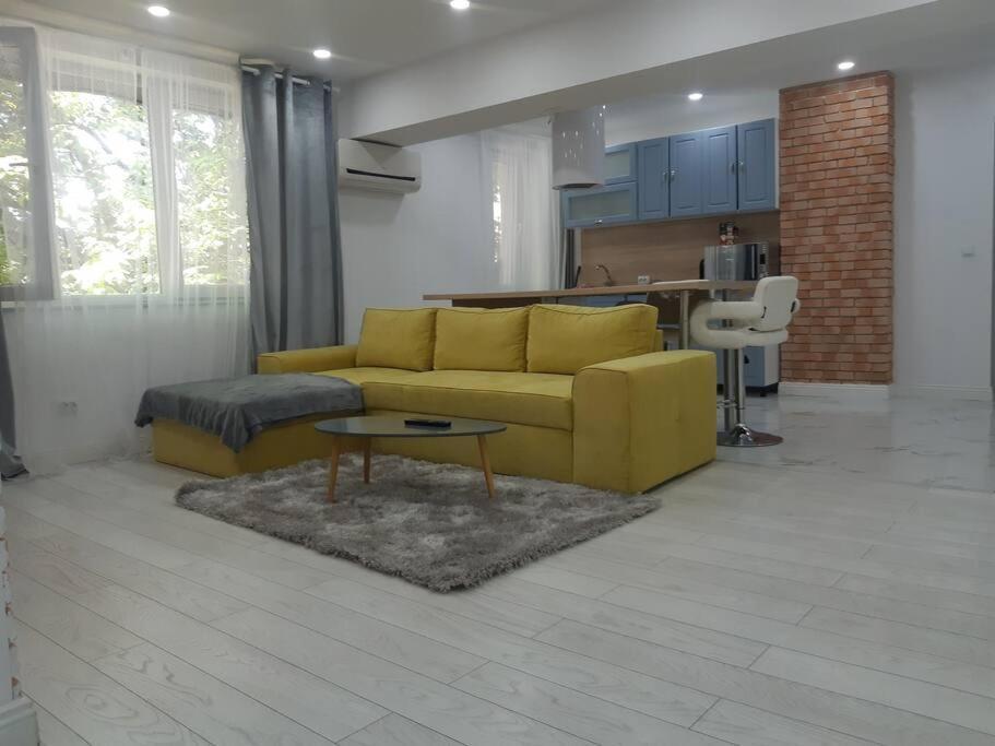 Apart Maya Calafat Exterior photo